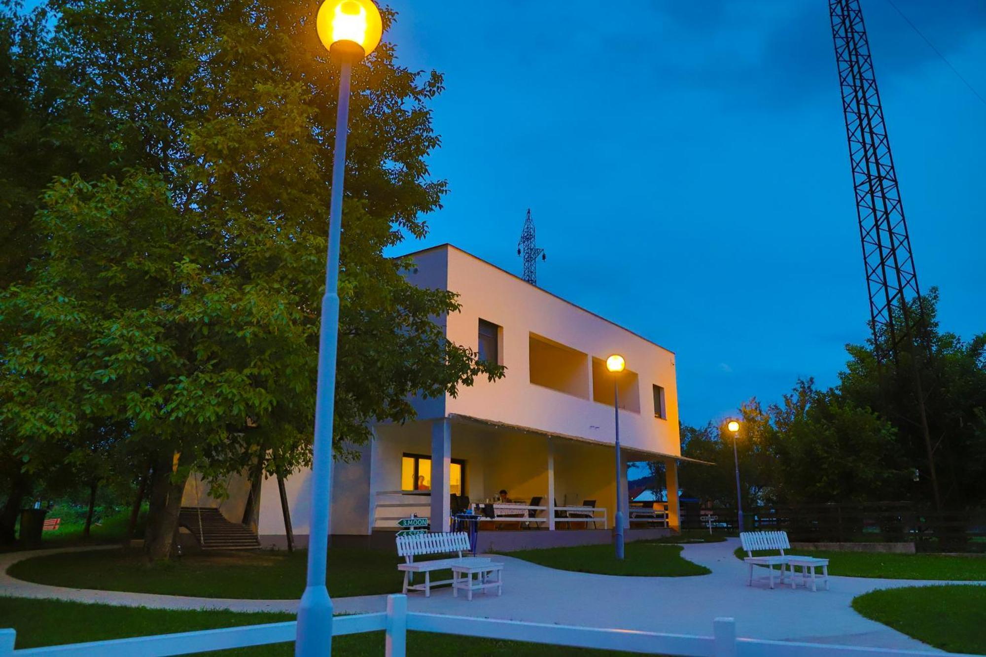 Holiday Homes Pozitiva Bihać エクステリア 写真