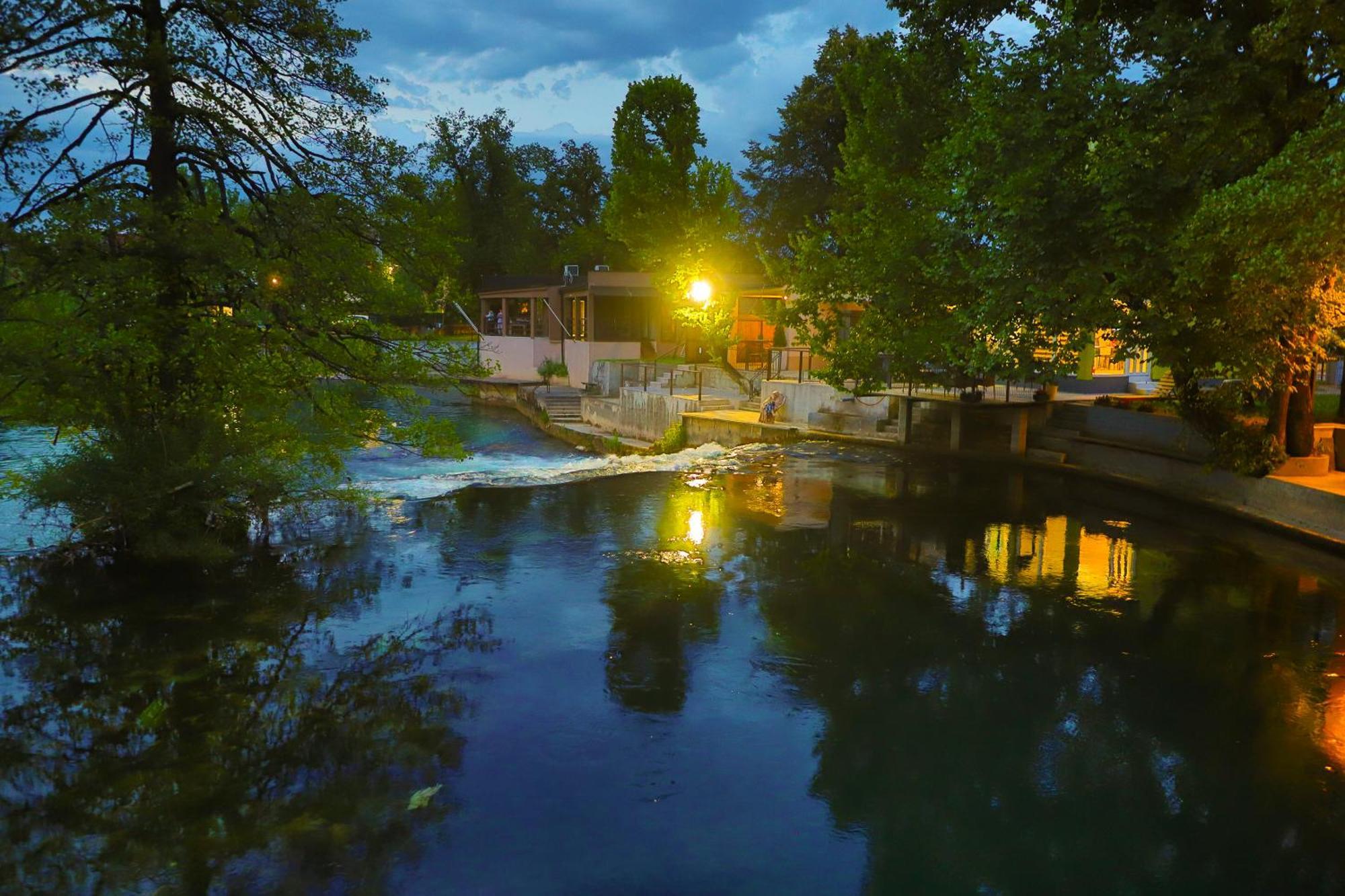 Holiday Homes Pozitiva Bihać エクステリア 写真