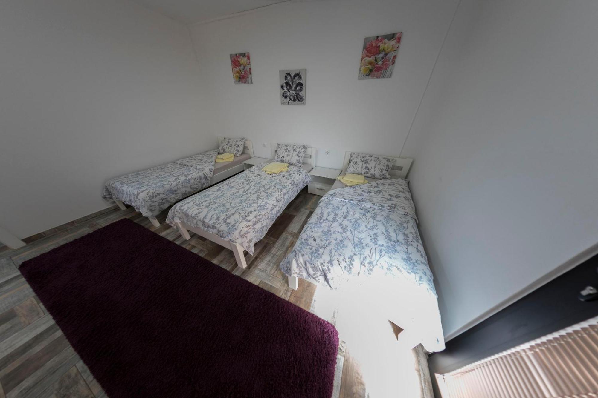 Holiday Homes Pozitiva Bihać 部屋 写真