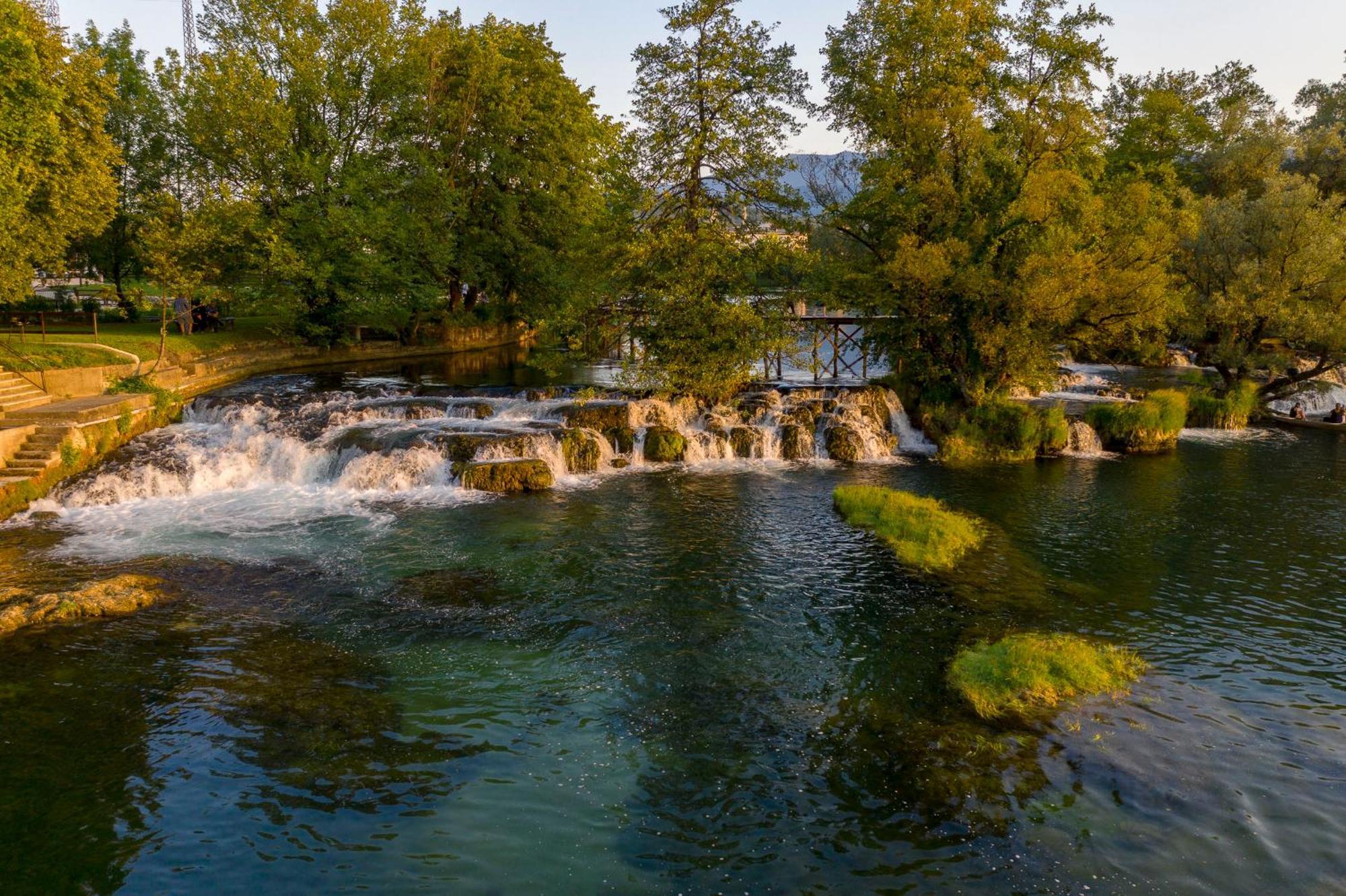 Holiday Homes Pozitiva Bihać 部屋 写真
