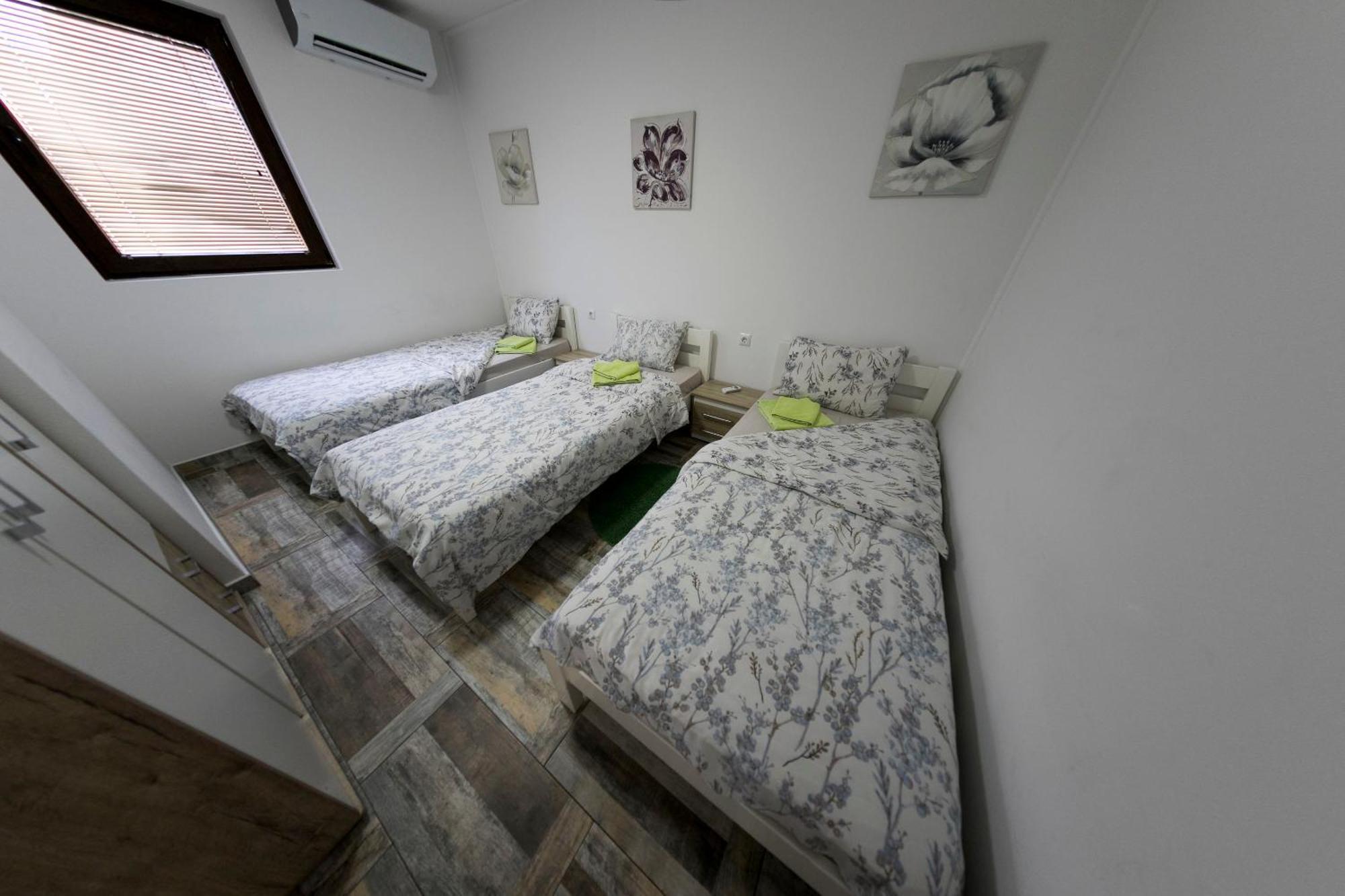 Holiday Homes Pozitiva Bihać 部屋 写真