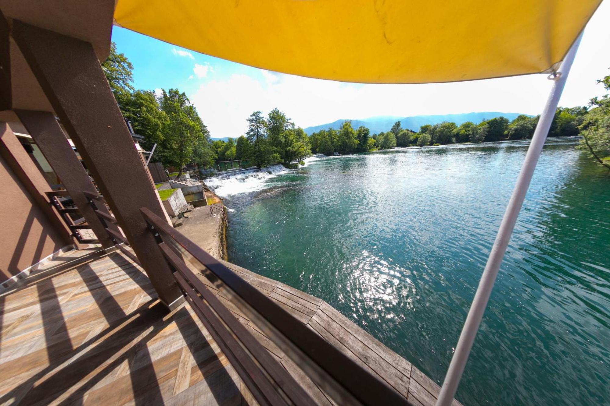 Holiday Homes Pozitiva Bihać 部屋 写真