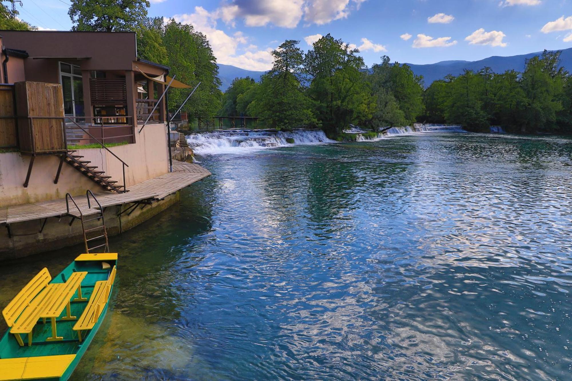 Holiday Homes Pozitiva Bihać 部屋 写真