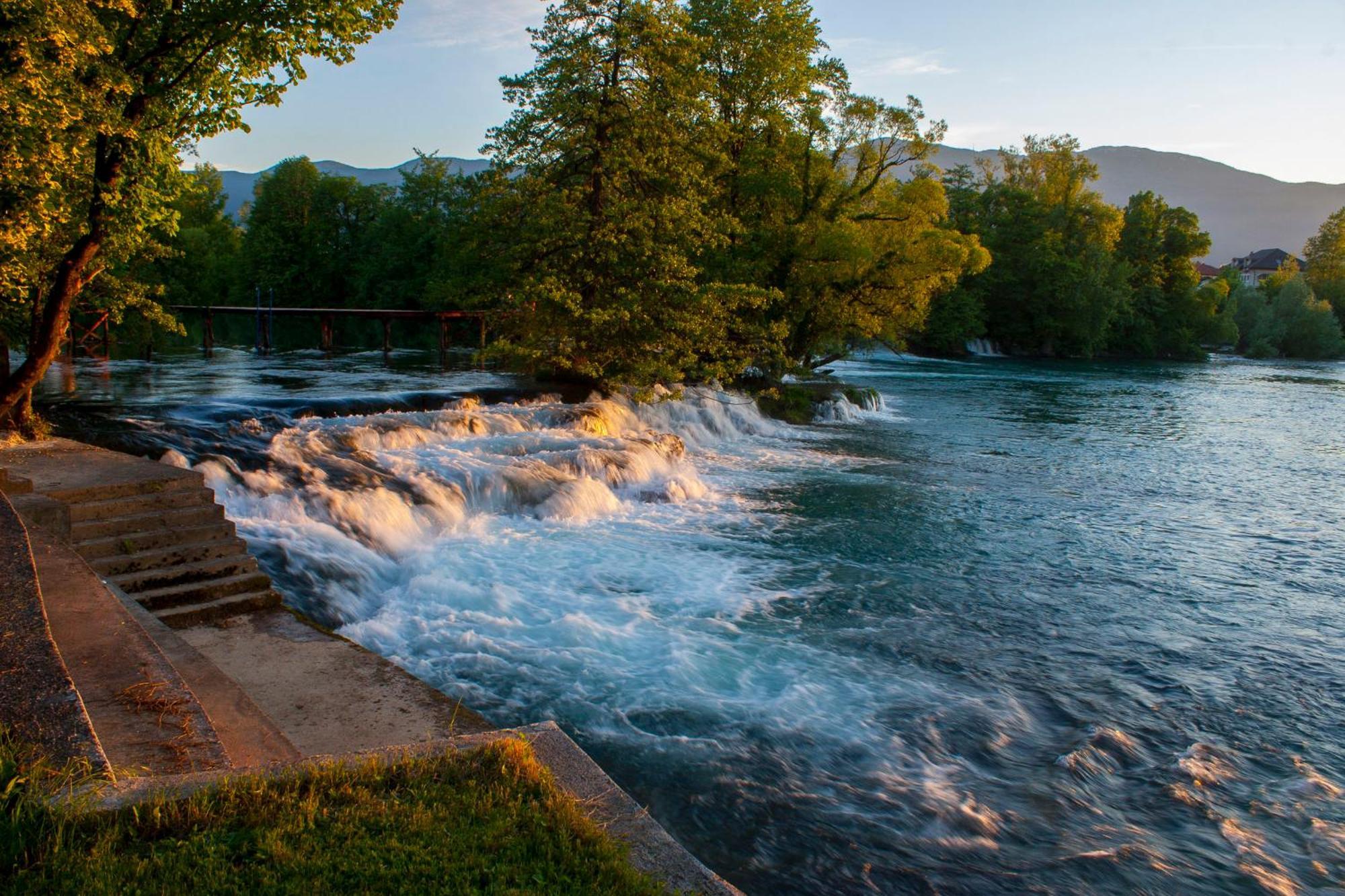 Holiday Homes Pozitiva Bihać 部屋 写真